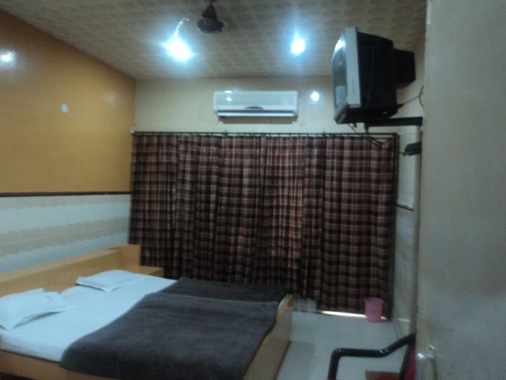 Hotel Jyoti Varanasi Camera foto